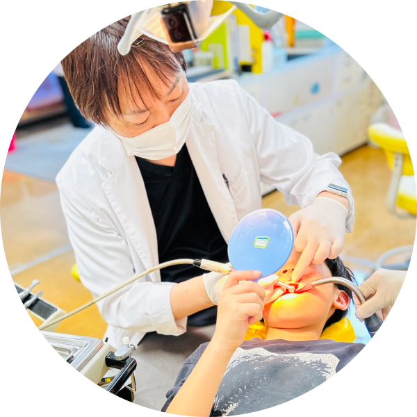 岡田歯科医院 治療風景