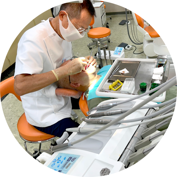 岡田歯科医院 治療風景